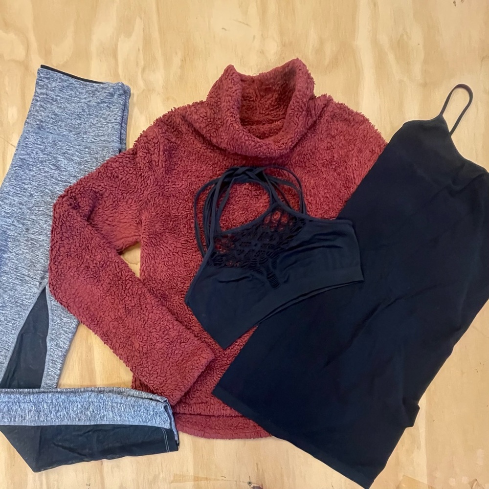 Activewear Bundle featuring Y2K High Waisted Pink by Victorias Secret Legging